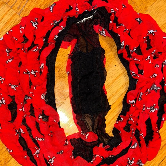 3 Honeydew Ruffle Panties Boyshorts Little Skulls, Libra Scales Sz Small - Picture 3 of 7